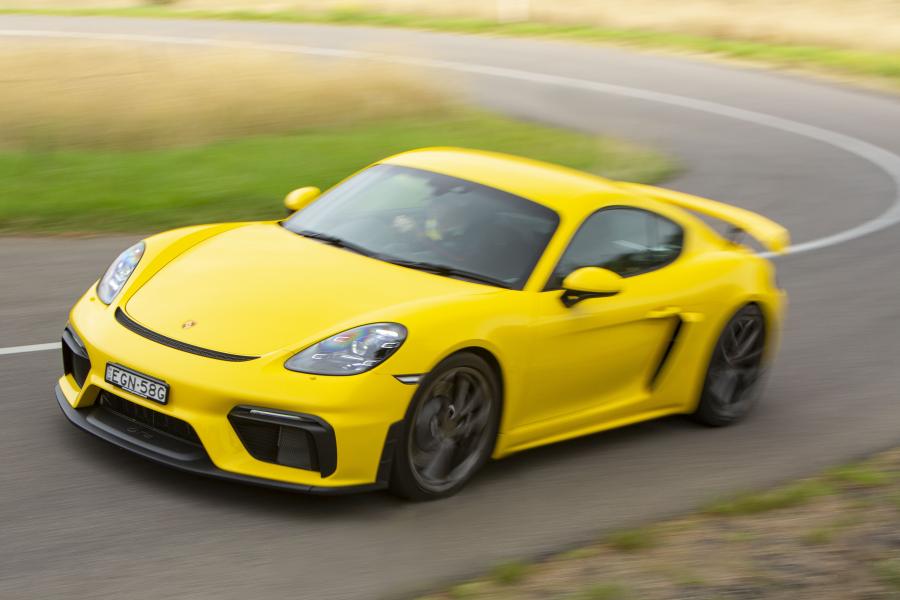  Porsche 718 Cayman GT4 (982C) 2020 года  (AU) (фото 4 из 40)